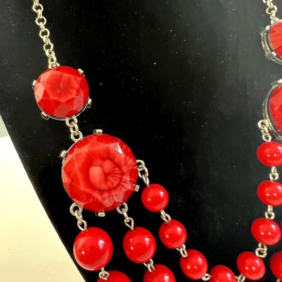 New York and Company Red Necklace Chunky Faceted & Round Beads Multi Strand - Picture 3 of 7